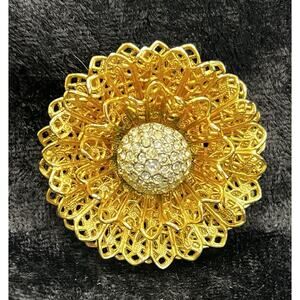 Vintage Gold Tone Flower Filigree Brooch Pin Rhinestones 1 1/2”